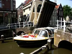 Urlaubsregion: Grachten in den Niederlanden
